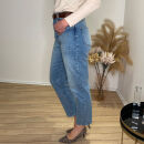 M.E.W - My Essential Wardrobe Mom High Jeans