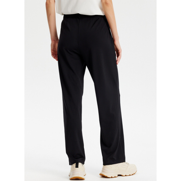 InFront - InFront Kissy Buks