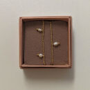 friihof+siig - FRIIHOF + SIIG Pearl Pendant Armbånd friihof+siig - FRIIHOF + SIIG Pearl Pendant Armbånd