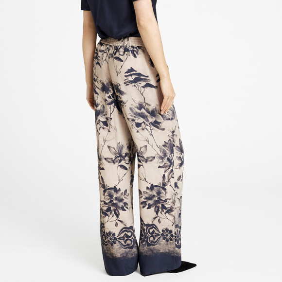 Gustav - Gustav Phi Buks