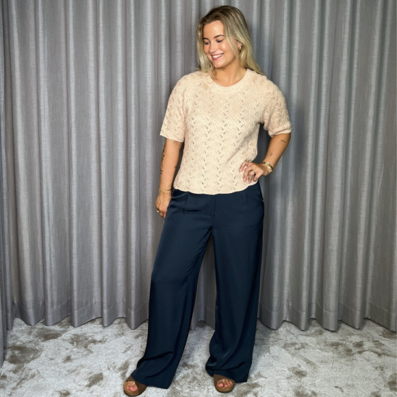 Gustav - Gustav Elvira Strik