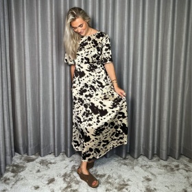 Love & Divine Love1000-14 Kjole