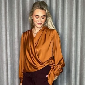 Karmamia Ines Slåom Bluse Karmamia Ines Slåom Bluse