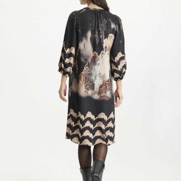 InFront - Infront Simone Kjole