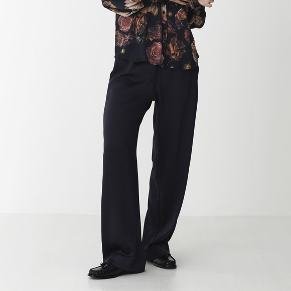 Karmamia - Karmamia Blake Buks