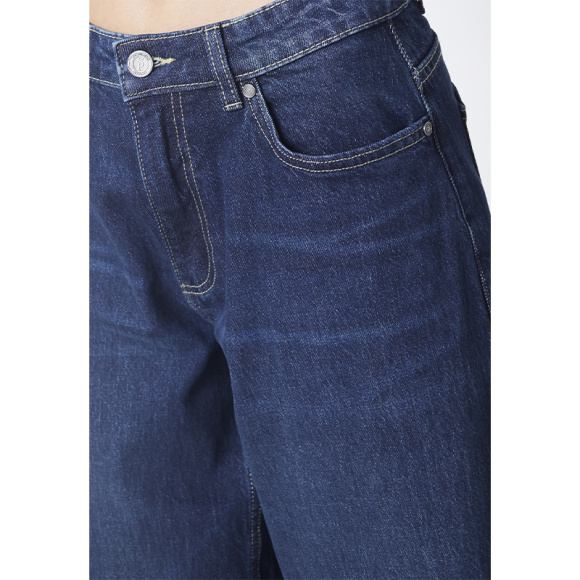 Sisters Point - Sisters Point Ollie-Je 