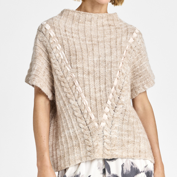 Gustav - Gustav Coya Cape Strik