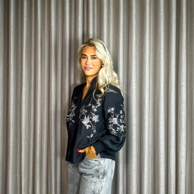 Gustav Naja Embroidery Skjorte