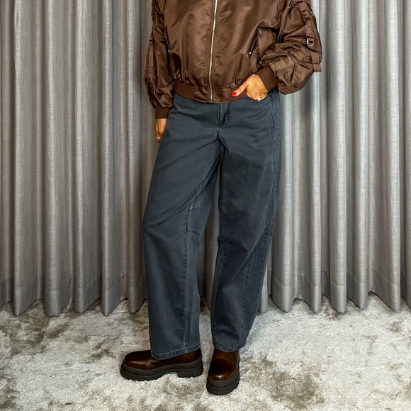 Gossia - Gossia Aja Buks