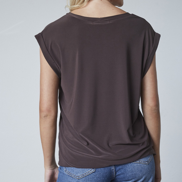 Sisters Point - Sisters Point Low T-Shirt