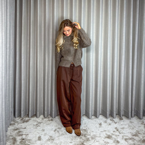 Sisters Point - Sisters Point Gema-pa1 Buks