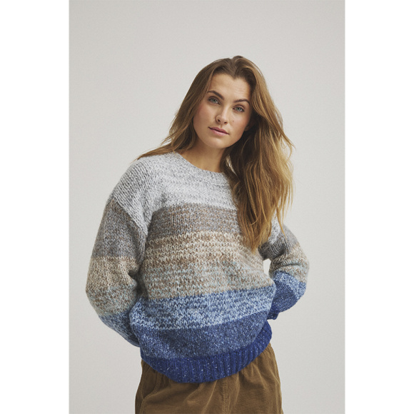 Luxzuz  - Luxzuz Juliane Strik