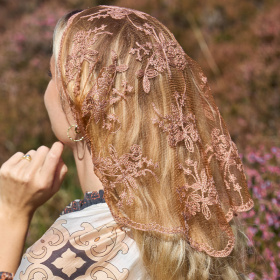 Black Colour Mirina Triangle Lace Tørklæde