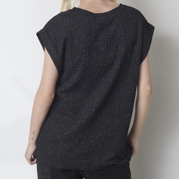 Sisters Point - Sisters Point low-410 Top