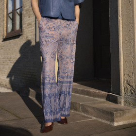 Gustav Marisa Jersey Buks