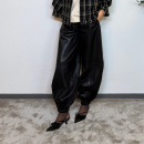 Haute L´amitié - Haute L'amitie Jasmin Leather Harem Buks