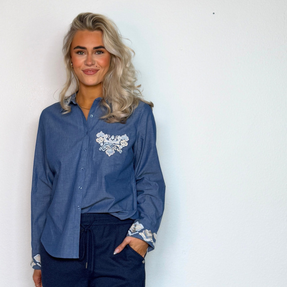 Gustav - Gustav Carmen Embroidery Skjorte