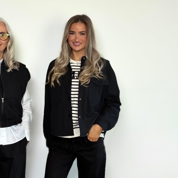 Haute L´amitié - Haute L'Amitié Logo Sweatshirt 