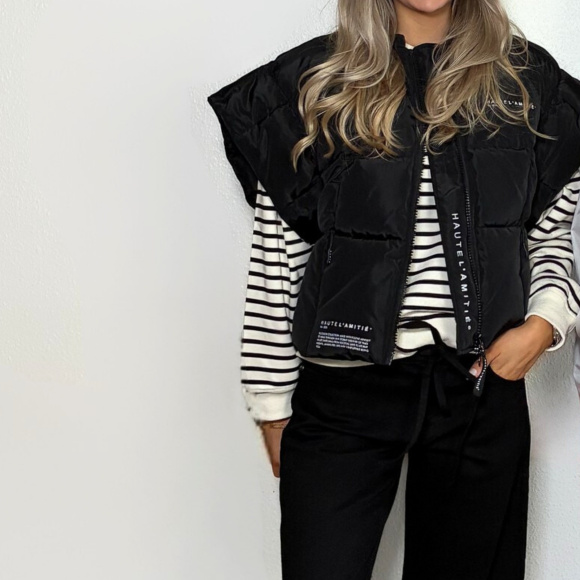 Haute L´amitié - Haute L'Amitié Logo Sweatshirt 