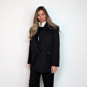 Haute L'Amitié Premiere Oversize Triangle Blazer