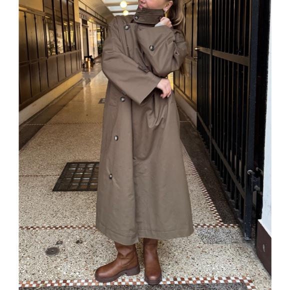 Sisters Point - Sisters Point Dar-n.trench1 Jakke 