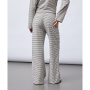 Sisters Point - Sisters Point Valte-pa Buks 