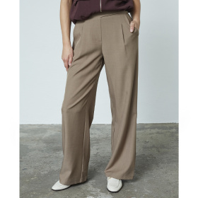 Sisters Point Viksa-pa Buks 