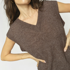 Mos Mosh Mape V-neck Knit Vest 