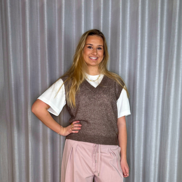 Mos Mosh - Mos Mosh Mape V-neck Knit Vest 