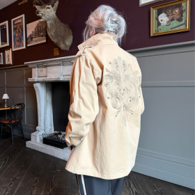 In Front Amanda Jakke 