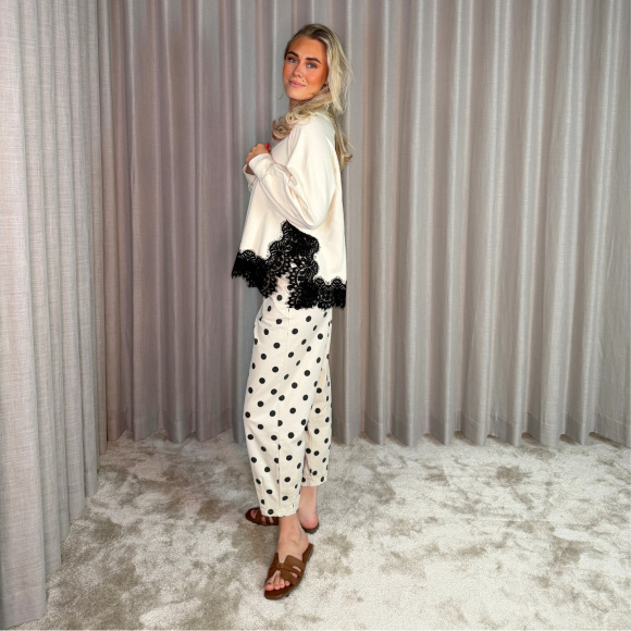 Black Colour - Black Colour Ellie Barrel Buks 