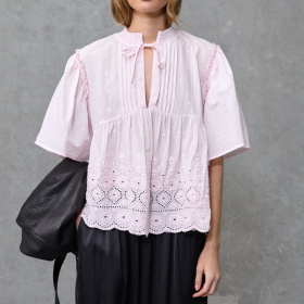 Love & Divine Love1530 Bluse