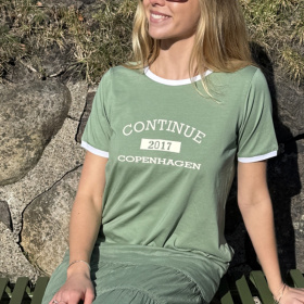 Continue Dea T-shirt 