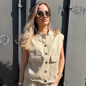 Continue Carrie Vest